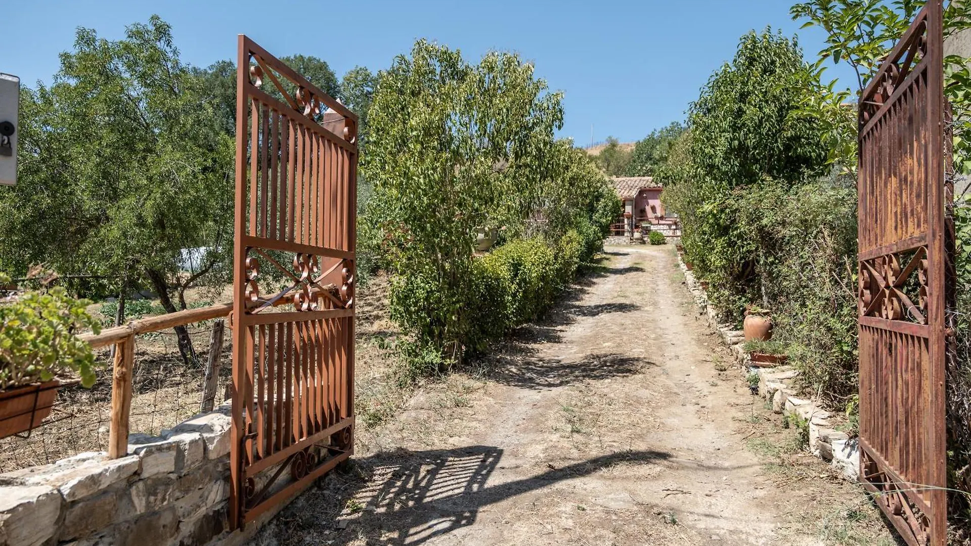 Holiday home Villa Aperta Campagna Nicosia Italy
